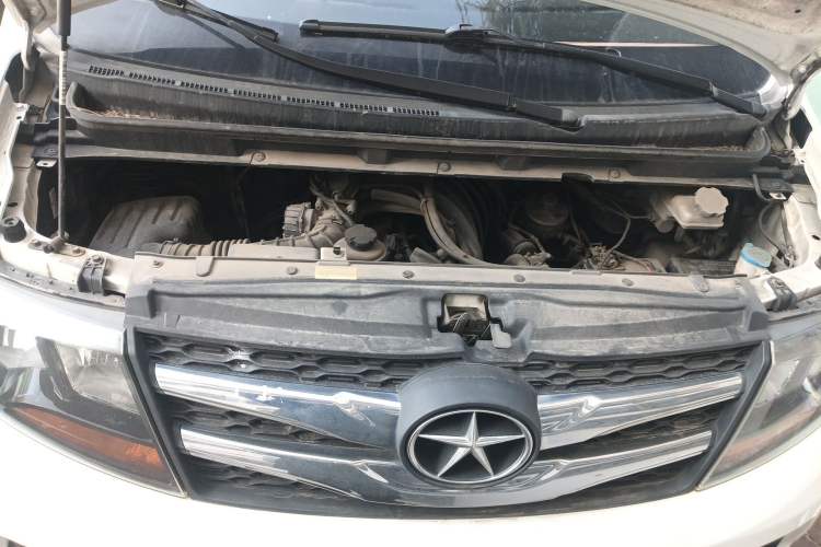 Used JAC Refine M3 2015 Maker Edition 1.6L Luxury Version Engine Bay