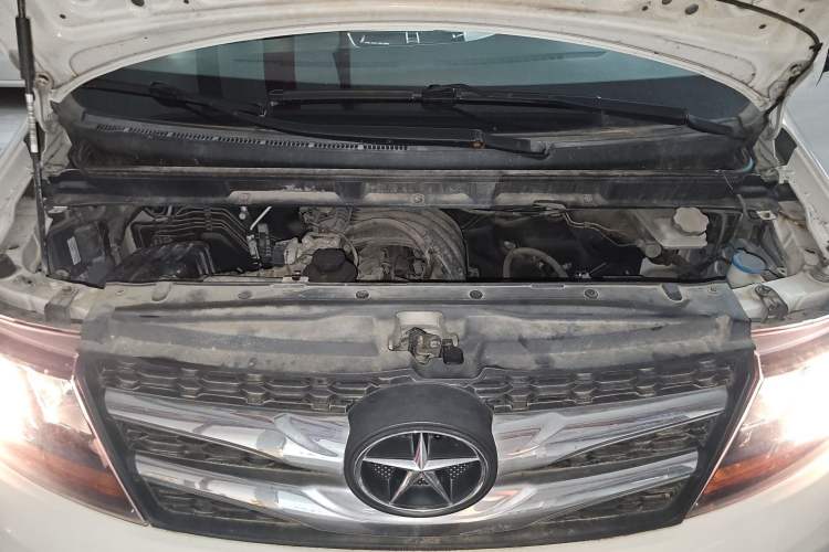 Used JAC Refine M3 2015 Maker Edition 1.6L Luxury Version Engine Bay