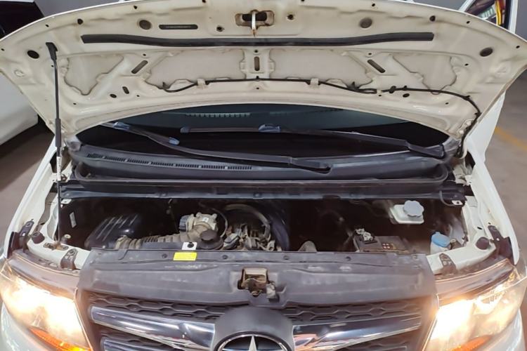 Used JAC Refine M3 2015 Maker Edition 1.6L Luxury Version Engine Bay