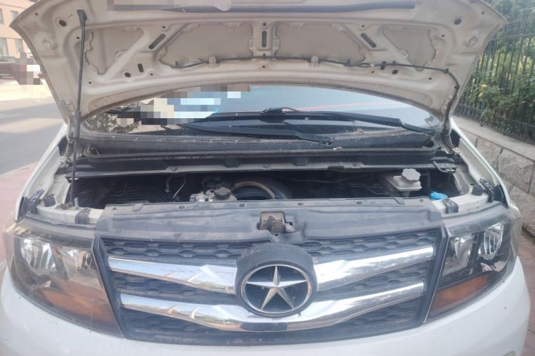 Used JAC Refine M3 2015 Maker Edition 1.6L Luxury Version Engine Bay