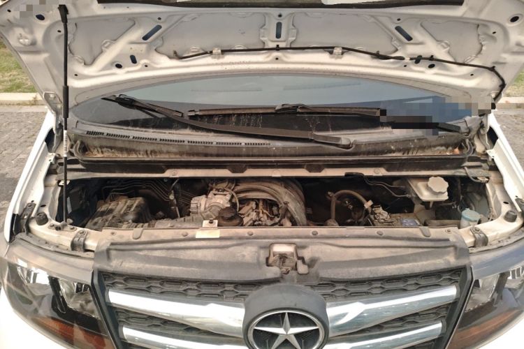 Used JAC Refine M3 2015 Maker Edition 1.6L Luxury Version Engine Bay