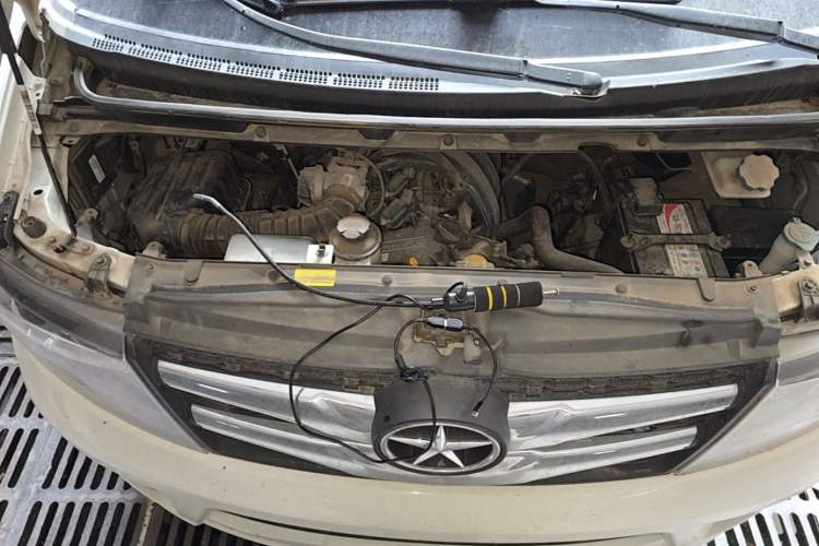Used JAC Refine M3 2015 Maker Edition 1.6L Luxury Smart Version Engine Bay
