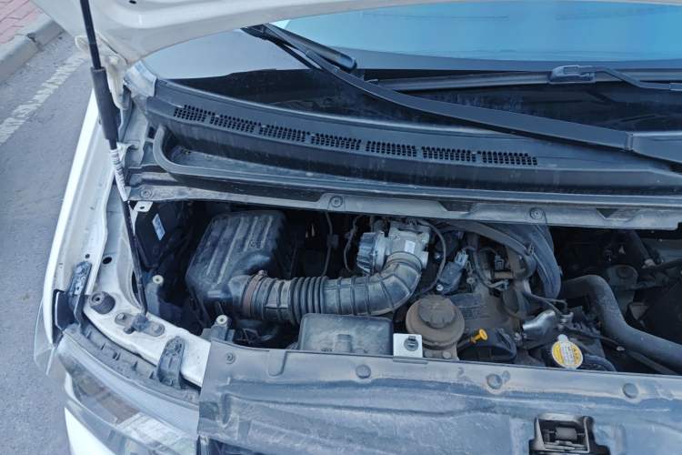 Used JAC Refine M3 2015 Maker Edition 1.6L Luxury Version Engine Bay Right