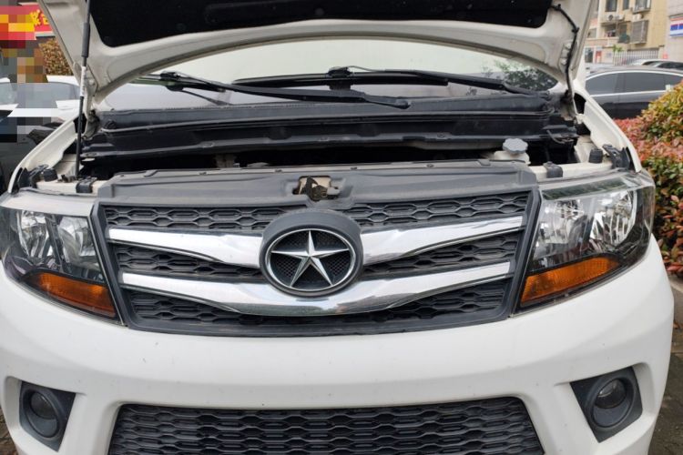 Used JAC Refine M3 2015 Maker Edition 1.6L Luxury Version Engine Bay