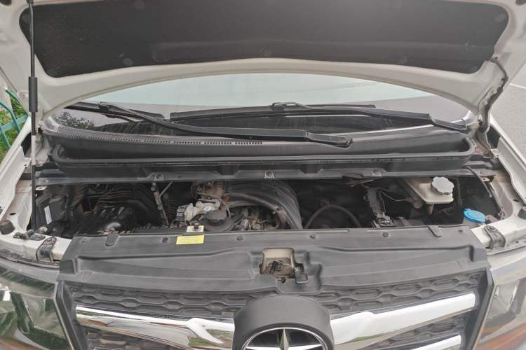 Used JAC Refine M3 2015 Maker Edition 1.6L Luxury Smart Version Engine Bay