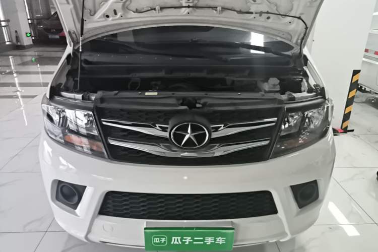 Used JAC Refine M3 2015 Maker Edition 1.6L Luxury Version Engine Bay