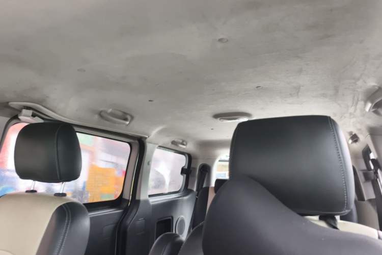 Used JAC Refine M3 2015 Maker Edition 1.6L Luxury Version Headliner