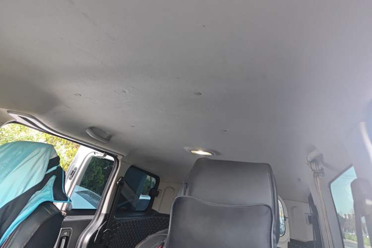 Used JAC Refine M3 2015 Maker Edition 1.6L Luxury Version Headliner