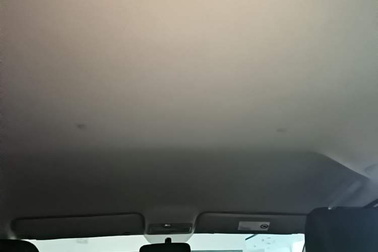 Used JAC Refine M3 2015 Maker Edition 1.6L Luxury Version Headliner
