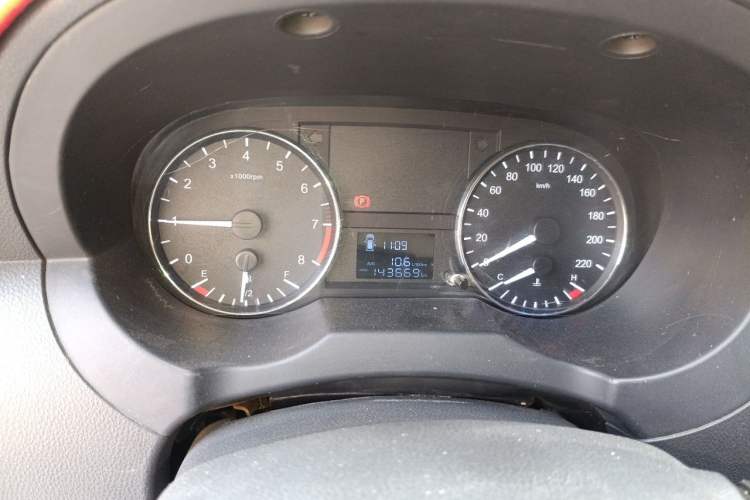Used JAC Refine M3 2015 Maker Edition 1.6L Luxury Version Instrument Cluster