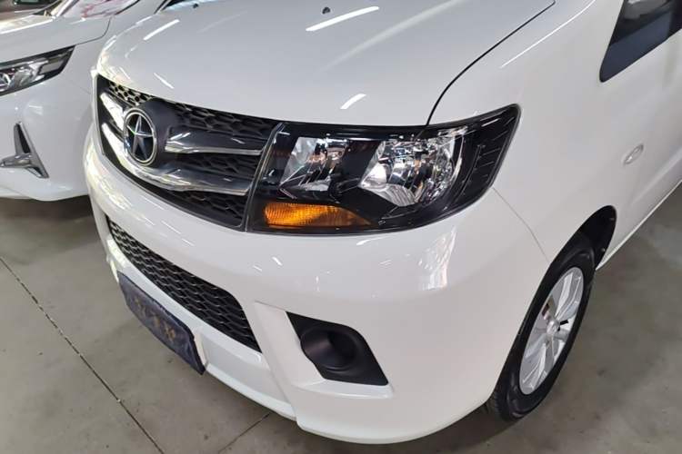 Used JAC Refine M3 2015 Maker Edition 1.6L Luxury Version Left Front Headlight