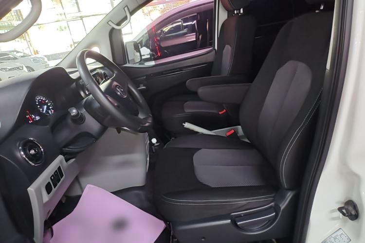 Used JAC Refine M3 2015 Maker Edition 1.6L Luxury Version Left Front Seat