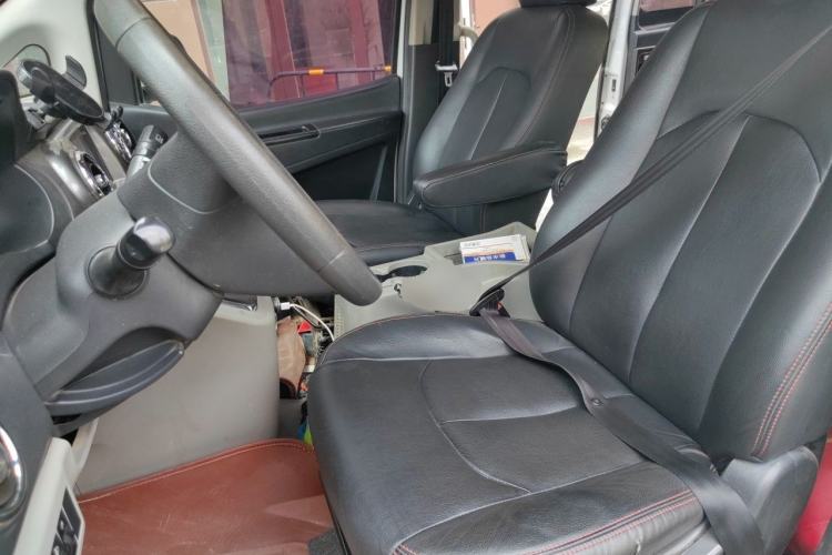 Used JAC Refine M3 2015 Maker Edition 1.6L Luxury Smart Version Left Front Seat