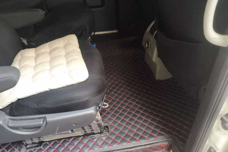 Used JAC Refine M3 2015 Maker Edition 1.6L Luxury Smart Version Left Rear Seat