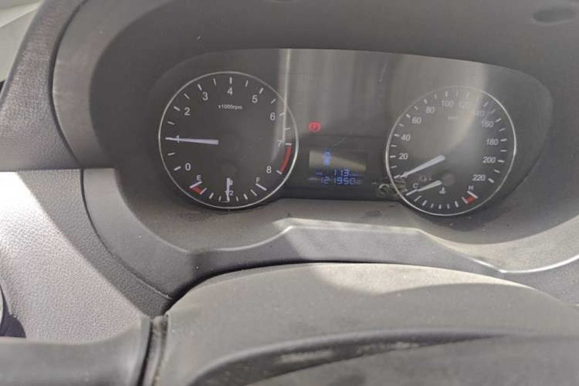 Used JAC Refine M3 2015 Maker Edition 1.6L Luxury Smart Version Odometer Close Up