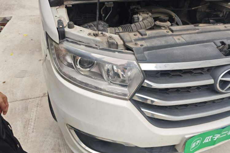 Used JAC Refine M3 2015 Maker Edition 1.6L Luxury Smart Version Right Front Headlight
