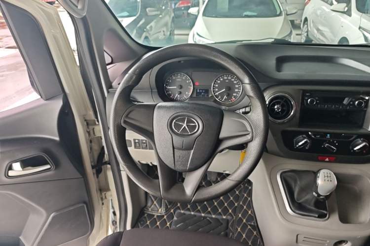 Used JAC Refine M3 2015 Maker Edition 1.6L Luxury Version Steering Wheel