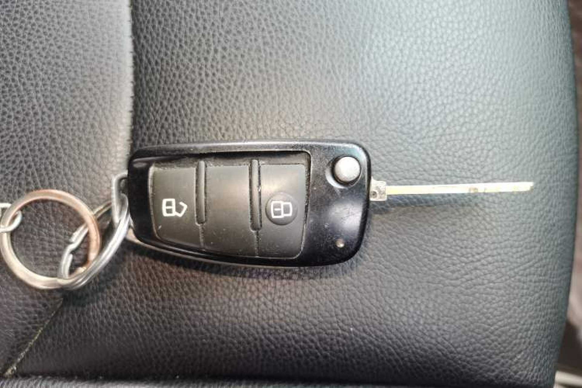 Used JAC Refine M3 2015 Maker Edition 1.6L Luxury Version Vehicle Key