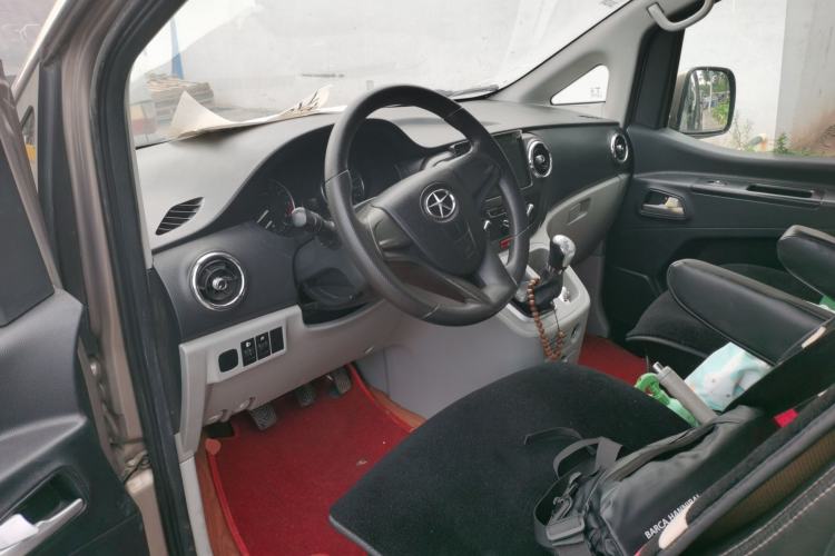 Used JAC Refine M3 2015 Maker Edition 1.6L Luxury Version Driver Seat