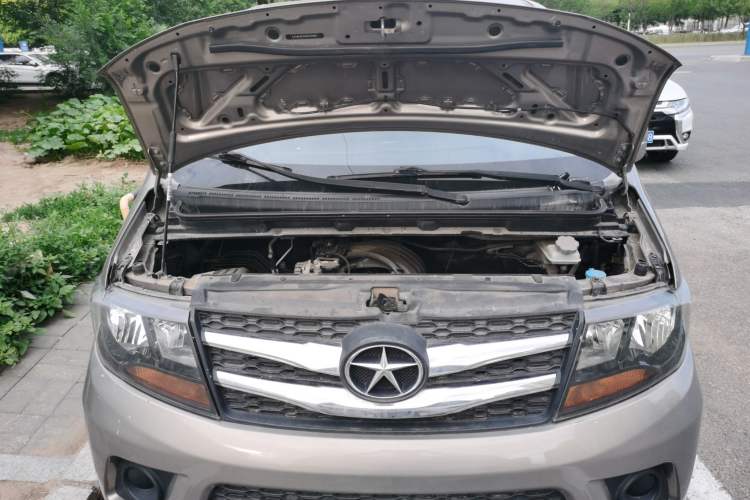Used JAC Refine M3 2015 Maker Edition 1.6L Luxury Version Engine Bay