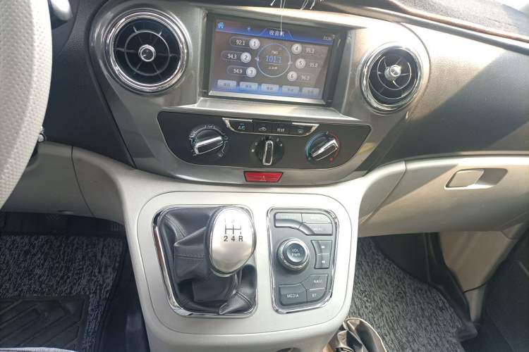 Used JAC Refine M3 2016 IKEA Edition 1.6L Luxury Smart Model Audio And AC Panel