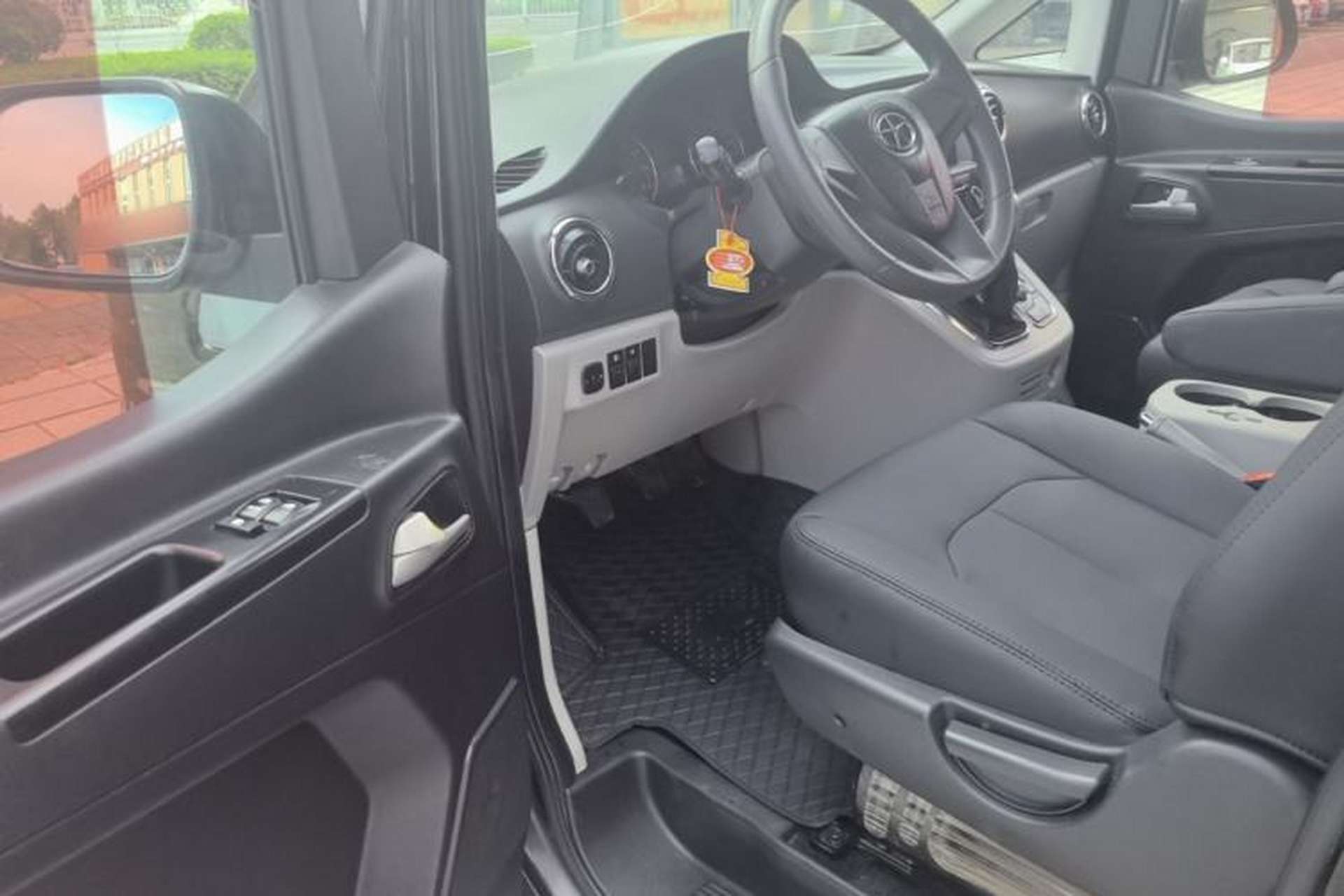 Used JAC Refine M3 2016 IKEA Edition 1.6L Luxury Smart Model Driver Seat