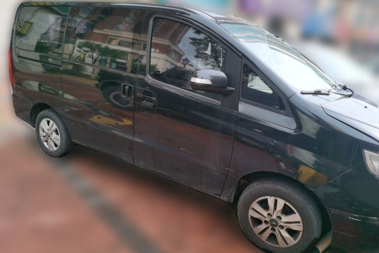 Used JAC Refine M3 2016 IKEA Edition 1.6L Luxury Smart Model Front Right 45 Deg