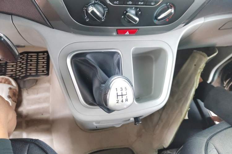 Used JAC Refine M3 2016 IKEA Edition 1.6L Luxury Model Gear Lever
