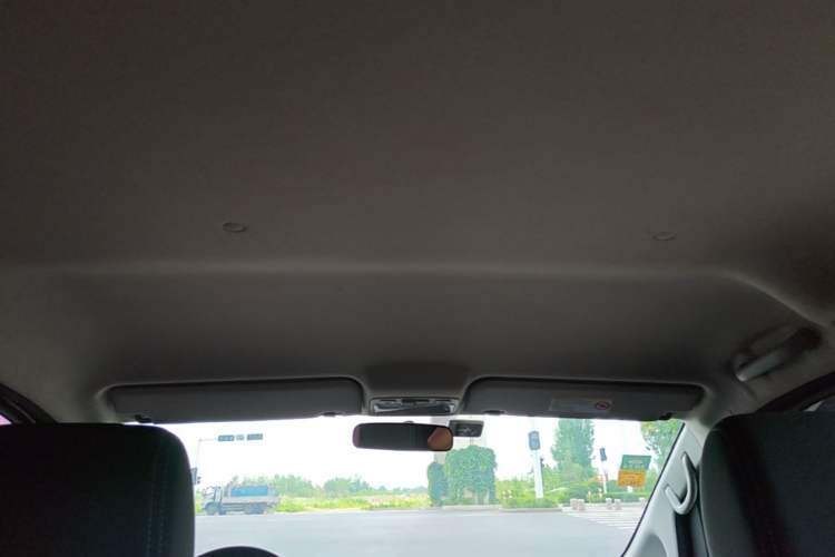 Used JAC Refine M3 2016 IKEA Edition 1.6L Luxury Model Headliner