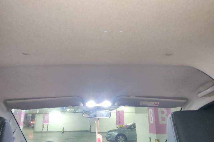 Used JAC Refine M3 2016 IKEA Edition 1.6L Luxury Smart Model Headliner