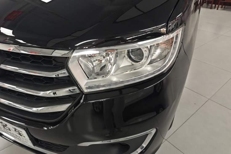 Used JAC Refine M3 2016 IKEA Edition 1.6L Luxury Smart Model Left Front Headlight