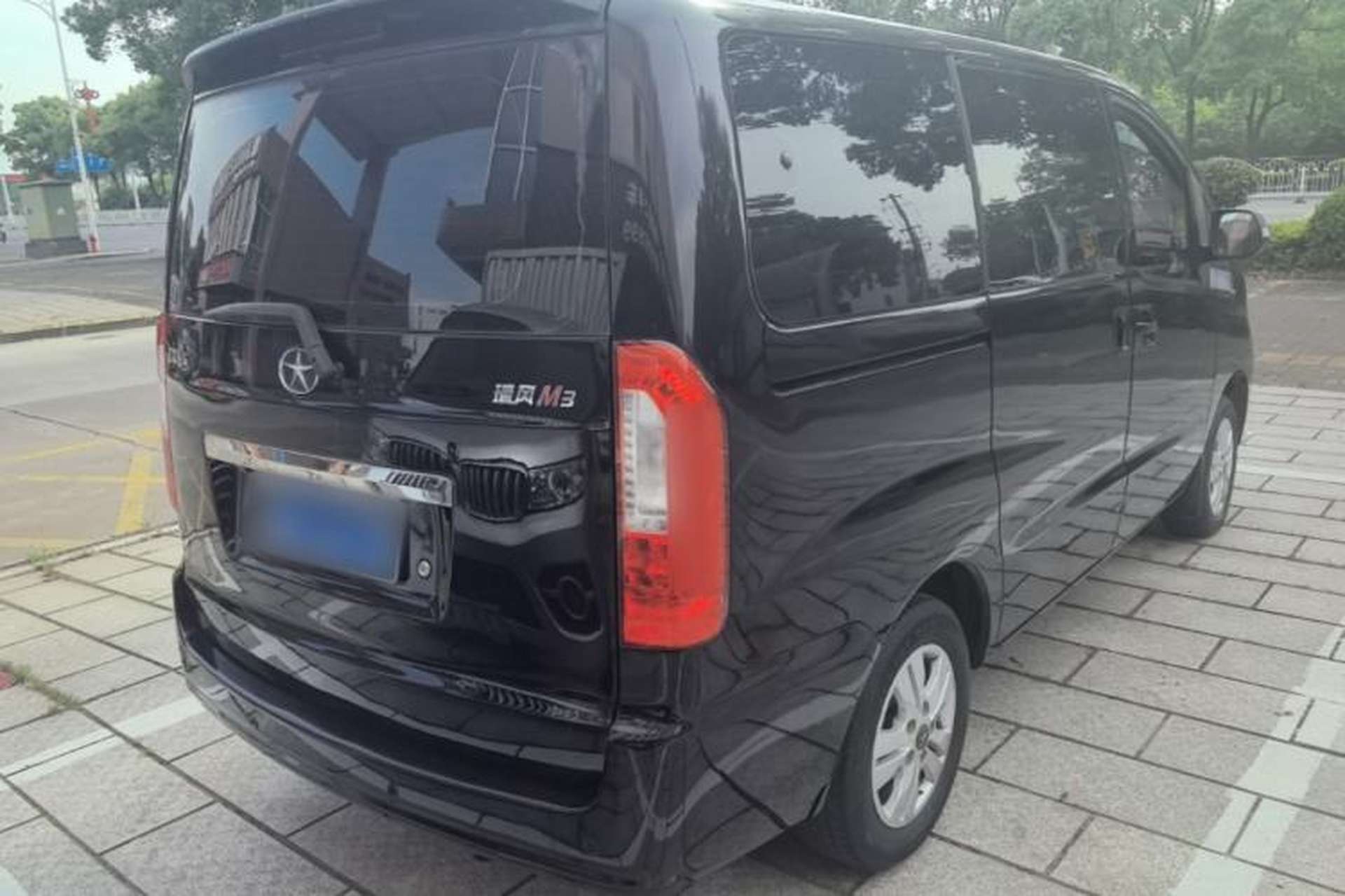 Used JAC Refine M3 2016 IKEA Edition 1.6L Luxury Smart Model Rear Right 45 Deg