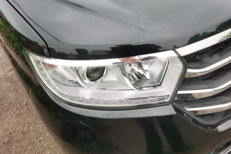 Used JAC Refine M3 2016 IKEA Edition 1.6L Luxury Model Right Front Headlight