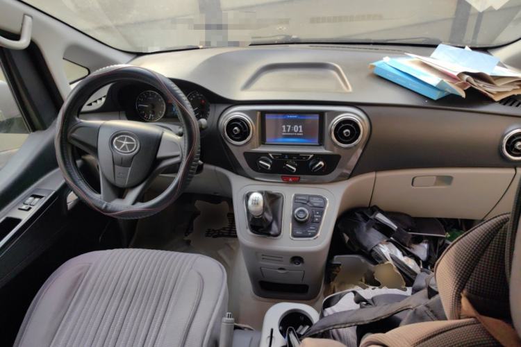 Used JAC Refine M3 2016 IKEA Edition 1.6L Luxury Smart Model Center Console