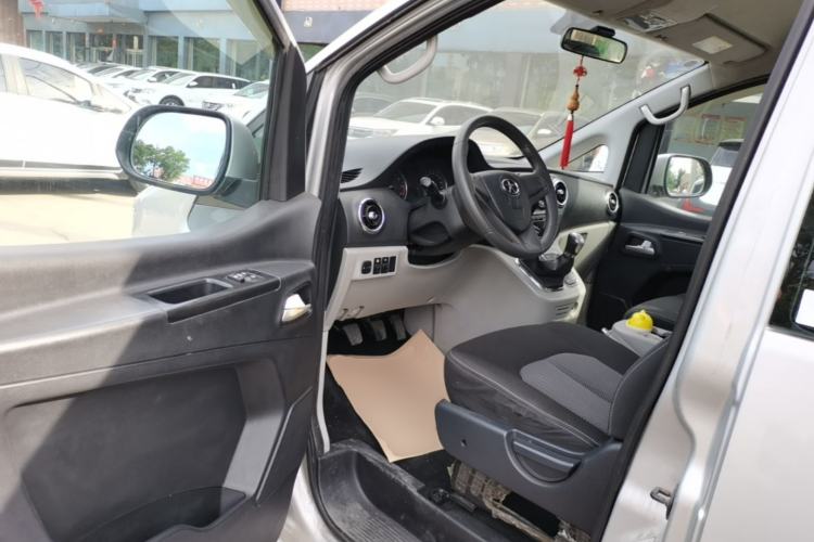 Used JAC Refine M3 2016 IKEA Edition 1.6L Luxury Smart Model Driver Seat