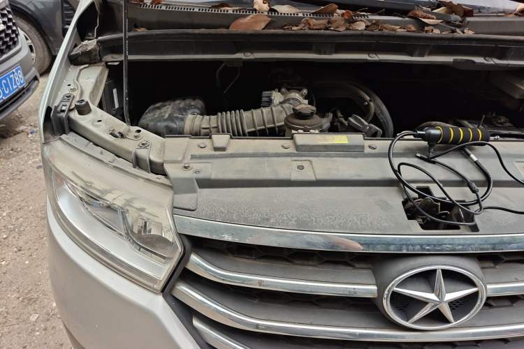 Used JAC Refine M3 2016 IKEA Edition 1.6L Luxury Smart Model Engine Bay Right