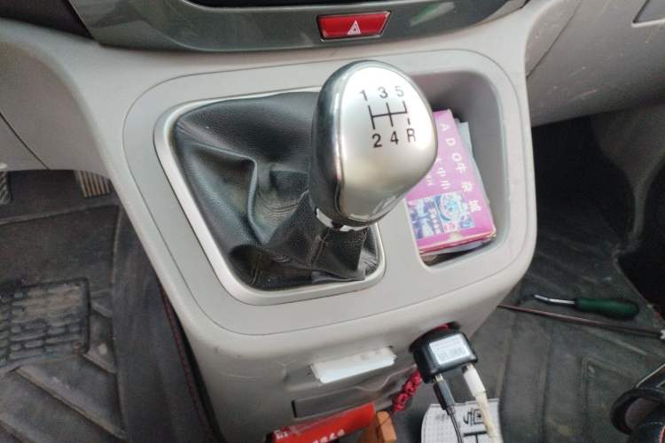 Used JAC Refine M3 2016 IKEA Edition 1.6L Luxury Model Gear Lever