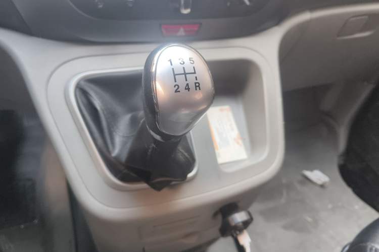 Used JAC Refine M3 2016 IKEA Edition 1.6L Luxury Model Gear Lever