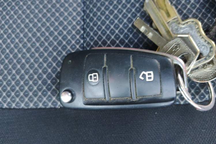 Used JAC Refine M3 2016 IKEA Edition 1.6L Luxury Smart Model Vehicle Key