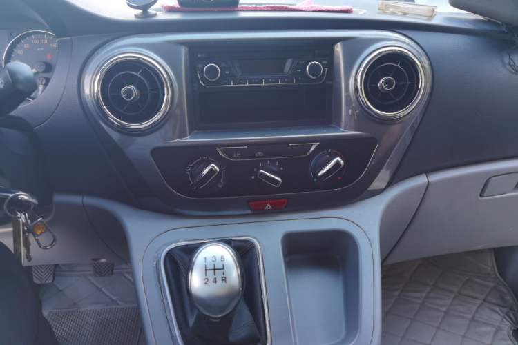 Used JAC Refine M3 2016 IKEA Edition 1.6L Luxury Model Audio And AC Panel