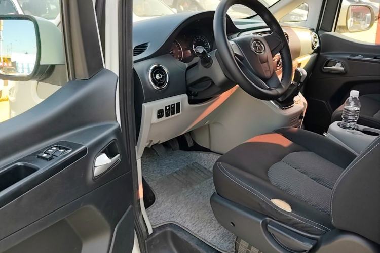 Used JAC Refine M3 2016 IKEA Edition 1.6L Luxury Smart Model Driver Seat