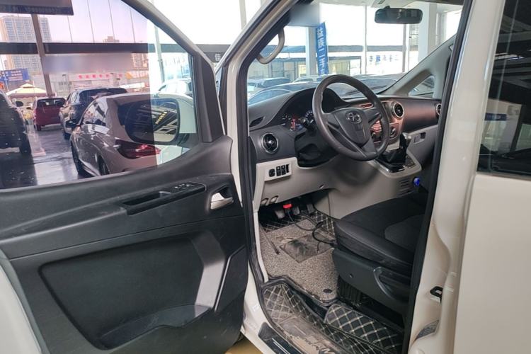 Used JAC Refine M3 2016 IKEA Edition 1.6L Luxury Smart Model Driver Seat