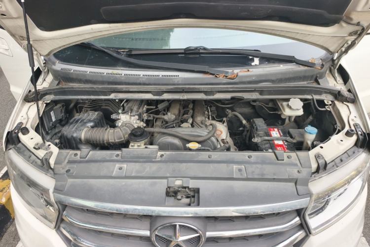 Used JAC Refine M3 2016 IKEA Edition 2.0L Luxury Smart Model Engine Bay