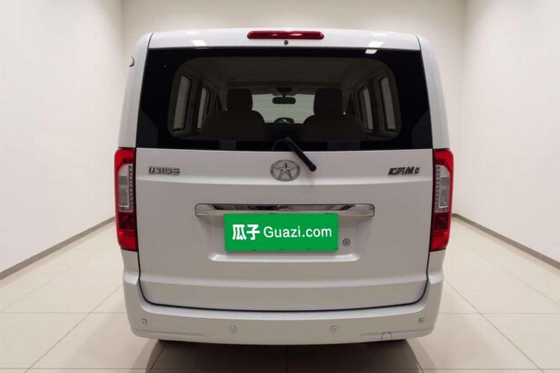 Used JAC Refine M3 2016 IKEA Edition 2.0L Luxury Smart Model Exterior 4