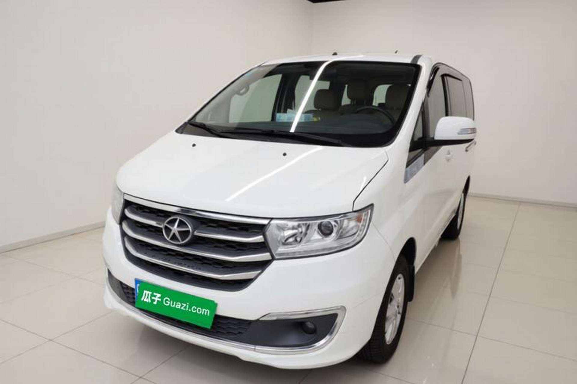 Used JAC Refine M3 2016 IKEA Edition 2.0L Luxury Smart Model Front Left 45 Deg
