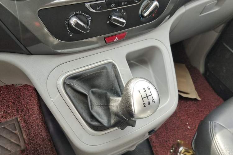Used JAC Refine M3 2016 IKEA Edition 2.0L Luxury Model Gear Lever