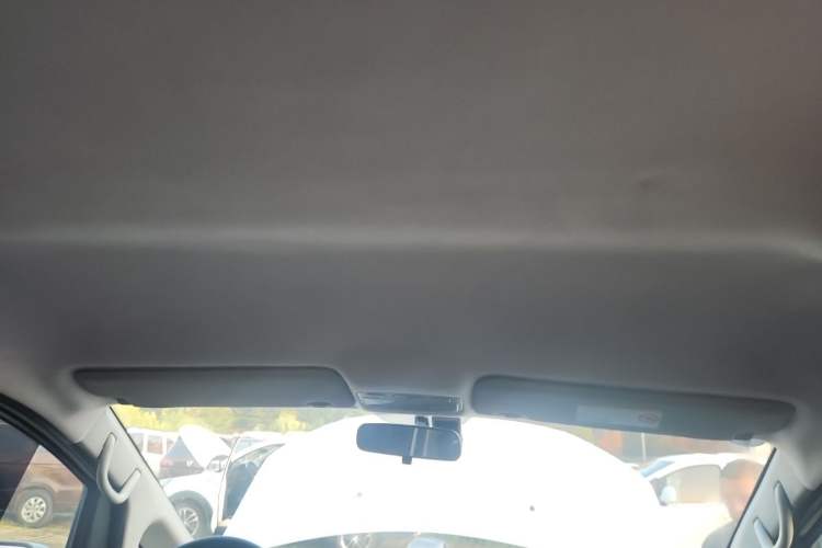 Used JAC Refine M3 2016 IKEA Edition 1.6L Luxury Smart Model Headliner