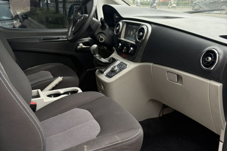 Used JAC Refine M3 2016 IKEA Edition 1.6L Luxury Smart Model Interior 3