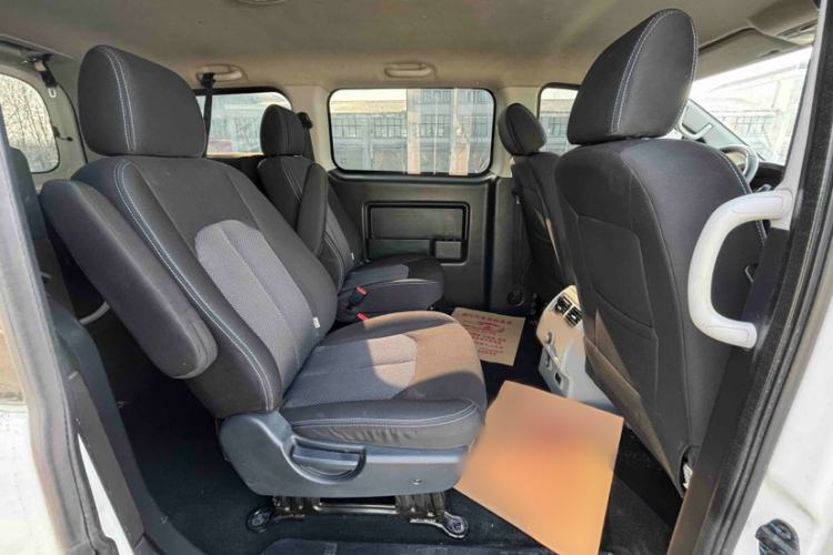 Used JAC Refine M3 2016 IKEA Edition 1.6L Luxury Smart Model Interior 3