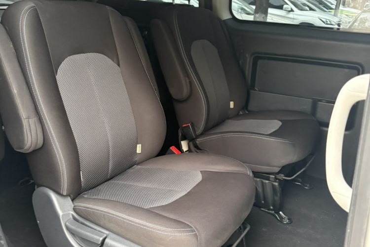 Used JAC Refine M3 2016 IKEA Edition 1.6L Luxury Smart Model Interior 4